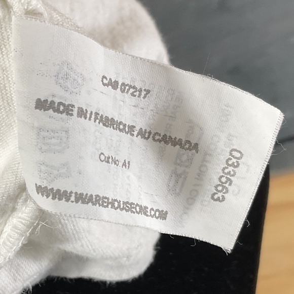 Body Equipment Vintage White & Blue Sleeveless T- Shirt - Picture 7 of 7